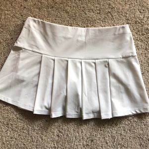 K-Swiss ruffle tennis skirt